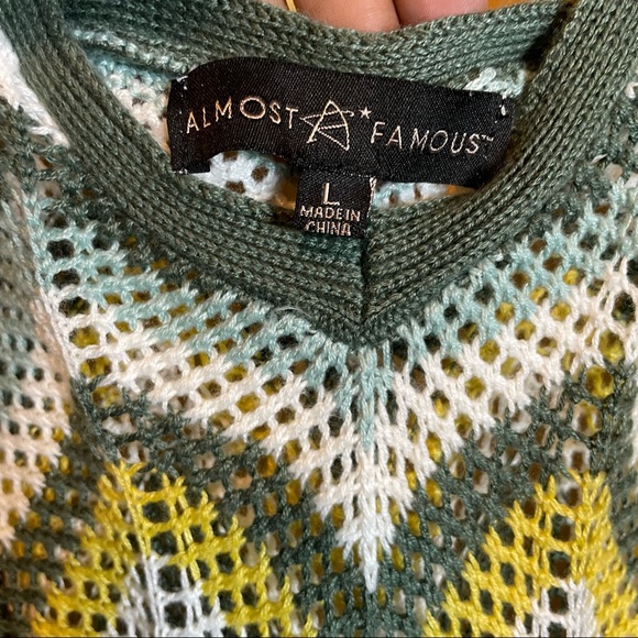 Cute and comfortable swimsuit cover up by Almost Famous, size Large - Picture 4 of 4